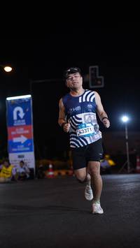 BIB: 460, 43371
                            <button type="button" onclick="openModal(23127270)" class="btn btn-primary btn-sm float-right btn-popup" data-toggle="modal" data-target=".modal-high-quality">
                        <i class="fas fa-shopping-cart"></i> Add to Cart
                    </button>
                                            <button type="button" onclick="isThisMe(23127270, true)" class="btn btn-success btn-sm float-right btn-popup btn-isme hidden" data-toggle="tooltip" data-placement="bottom" title="นี่คือรูปของคุณใช่ไหม คลิกที่นี่เพื่อเอาเข้าอัลบั้ม">
                        <i class="fas fa-plus"></i> Add to album
                    </button>
                    <button type="button" onclick="isThisMe(23127270, false)" class="btn btn-warning btn-sm float-right btn-popup btn-isnotme hidden">
                        <i class="fas fa-ban"></i> Remove from album
                    </button>